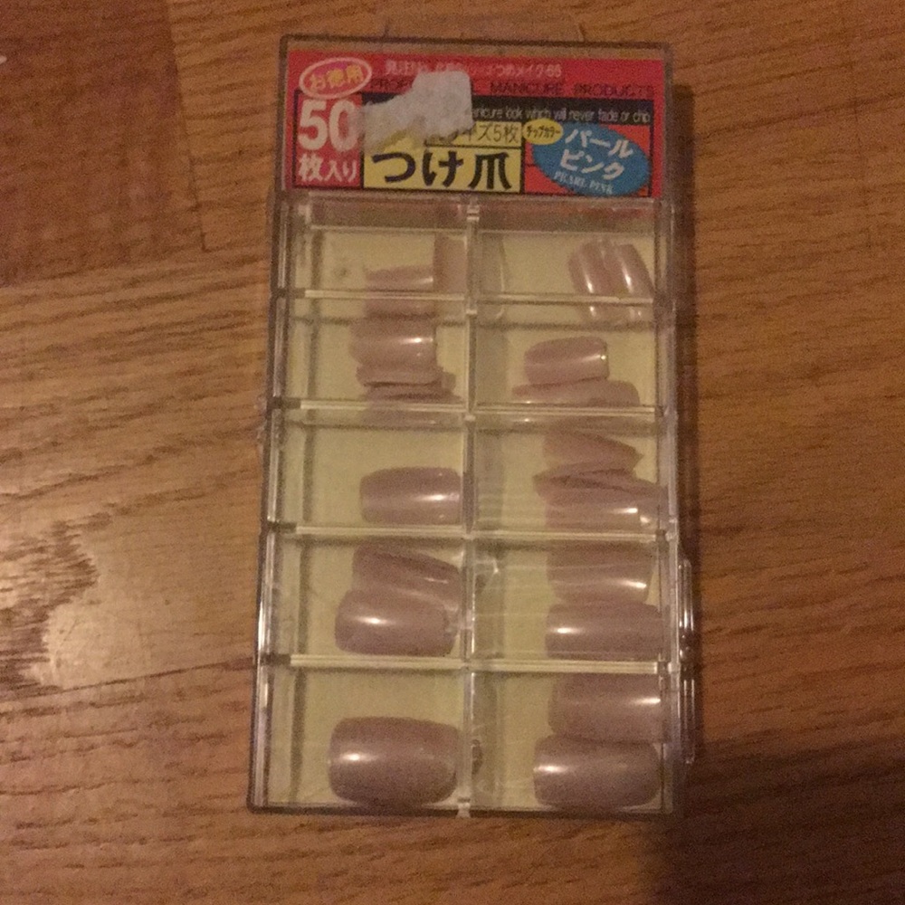 NWOT Instant French manicure look nail chips set